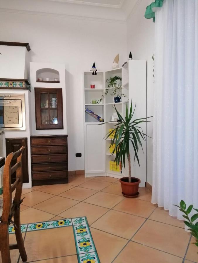 Apartament La Casa Di Tania A Napoli Zewnętrze zdjęcie