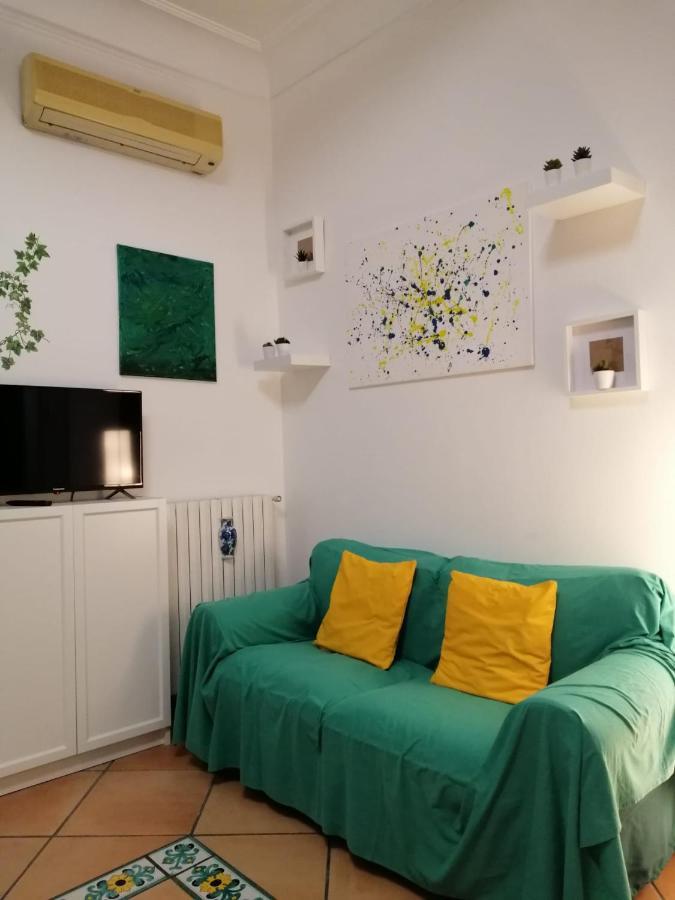 Apartament La Casa Di Tania A Napoli Zewnętrze zdjęcie